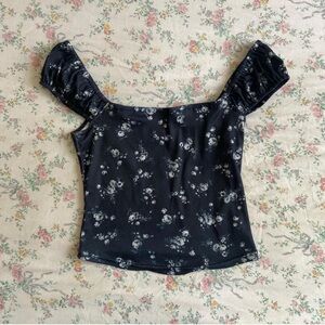 square neckline floral fitted top